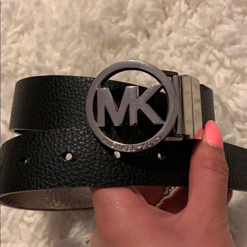 Micheal Kors Reversible Belt